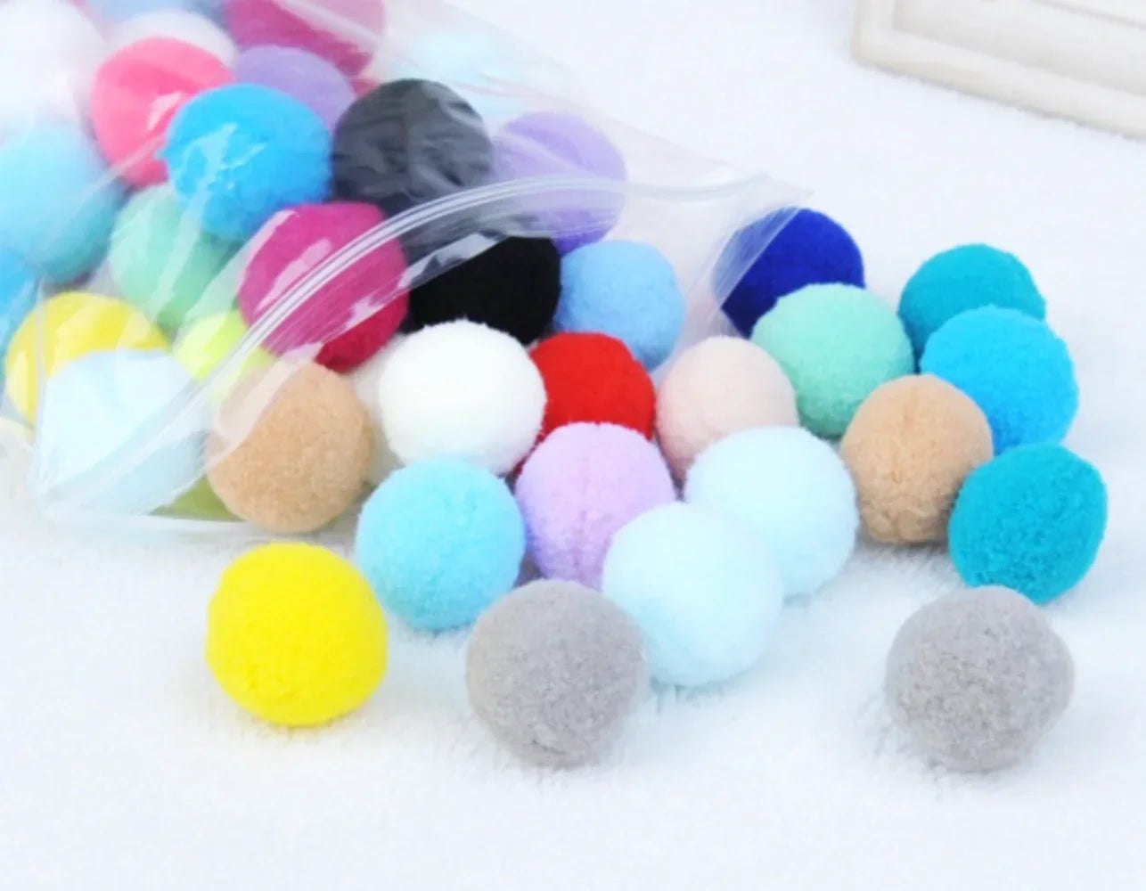 Delysia King 70pcs Plush Cat Toys