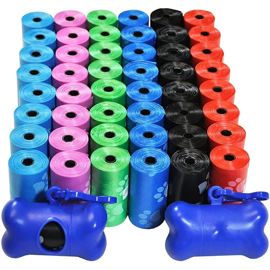Rolls of Dog Poop Bags – leak-proof, eco-friendly, easy to use. Perfect outdoor pet waste bags